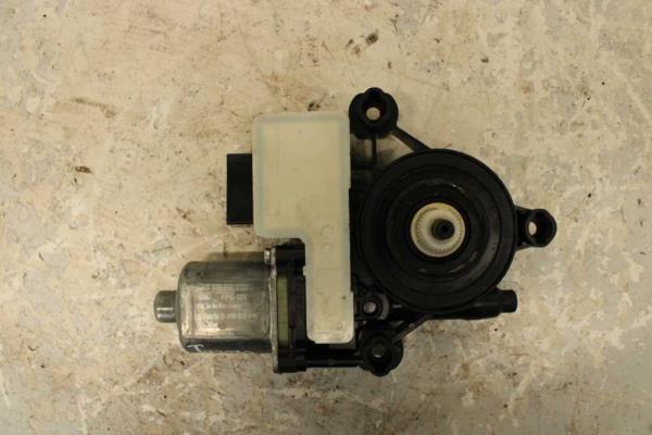 MOTEUR LEVE VITRE VAG - Vue 2